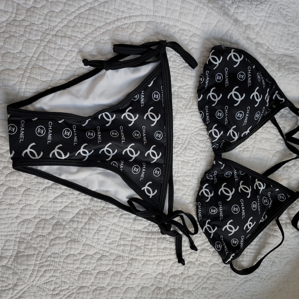 Bikini new logo